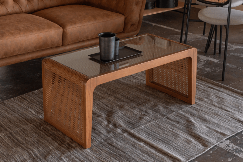 ソファとセンターテーブルとラグの鉄板コンビネーション